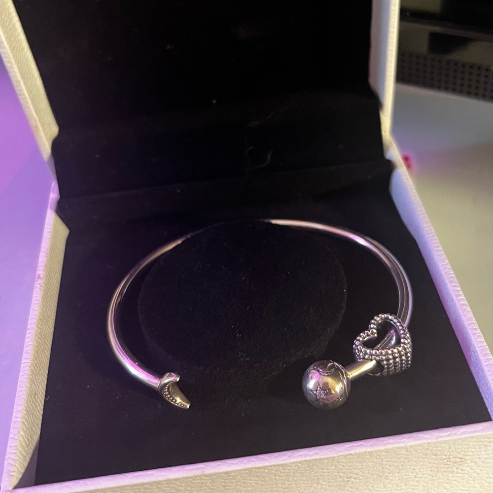 PANDORA BRACELET!
